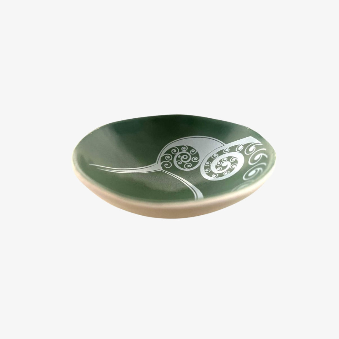 Bowl 7cm - GC Kiwi White on Green