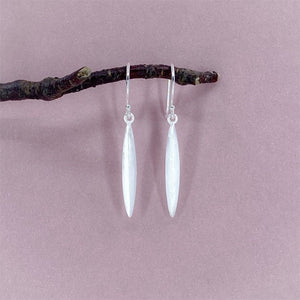 Single Harakeke (Flax) Earrings - Small